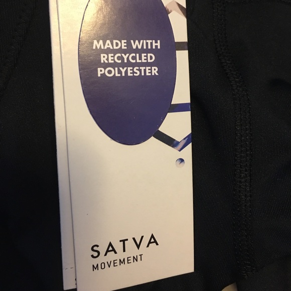 Satva “Mudra Capri” Black leggings, size small. - Picture 3 of 5